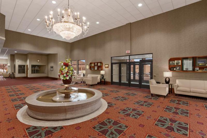 Delta Hotels By Marriott Fargo Exterior foto