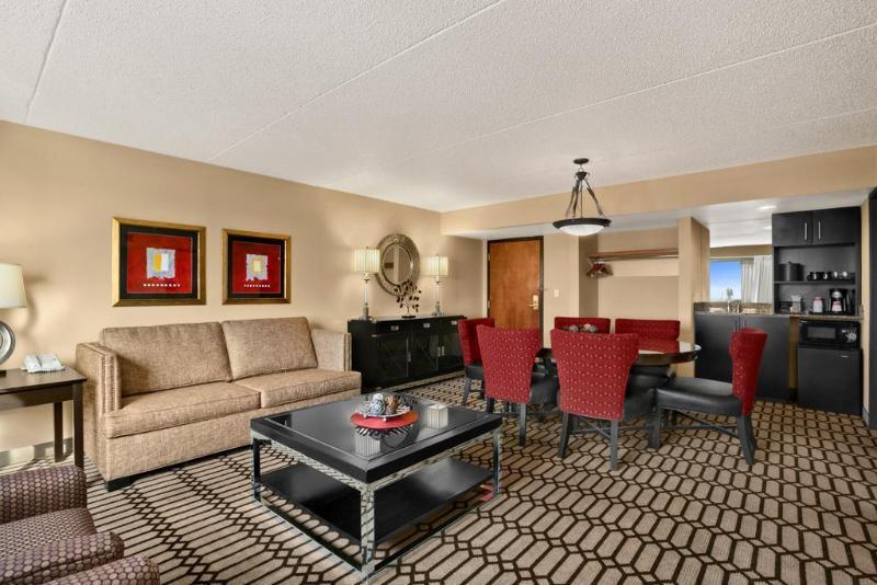 Delta Hotels By Marriott Fargo Exterior foto